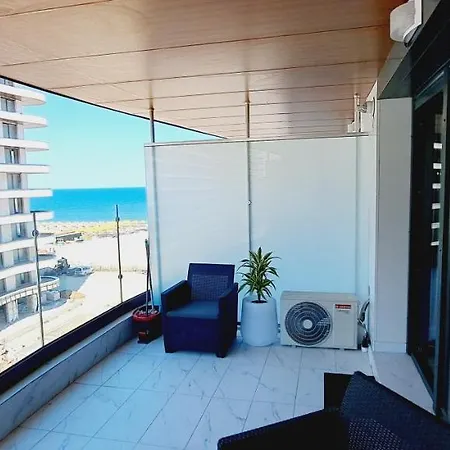 Nord La 10 M De Plaja Langa Cluburi * Mamaia